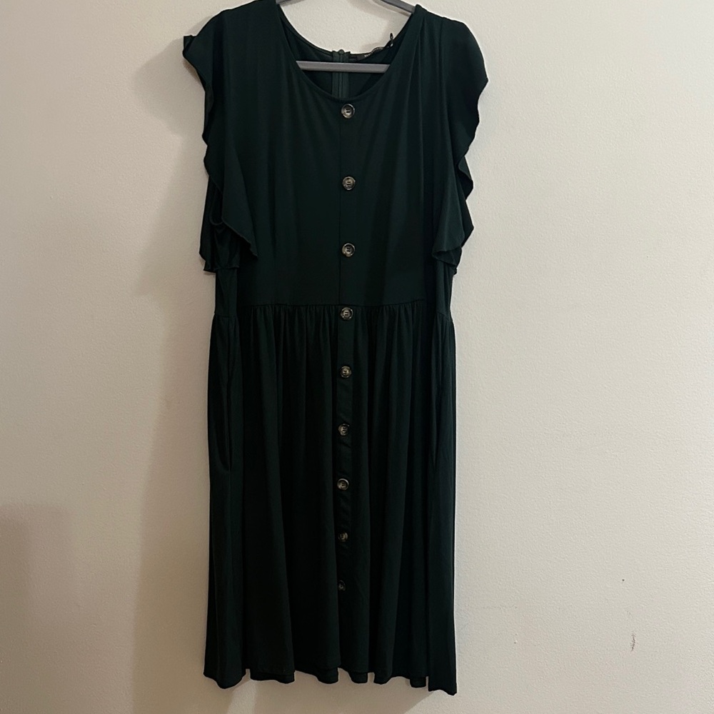 Green Button-Down Flutter Sleeve Dress